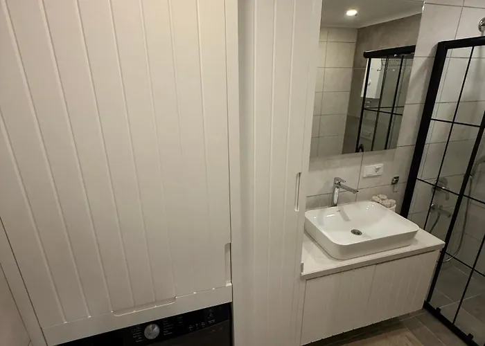 Sa Apartments! 2Br Flat 150M To The Beach Апартаменти *