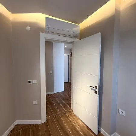 Sa Apartments! Sea View 2bd Flat Daire