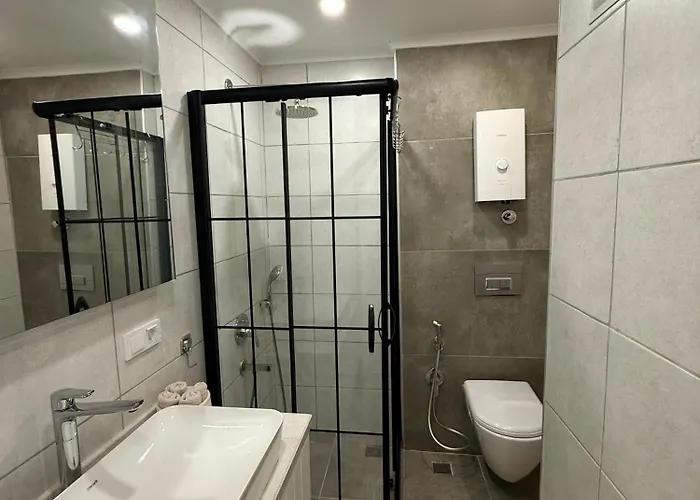 Sa Apartments! 2Br Flat 150M To The Beach אלאניה