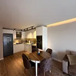 Apartamento Sa Apartments! 2br Flat 150m To The *