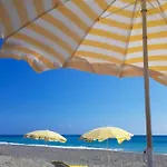 Sa Apartments! 2br Flat 150m To The